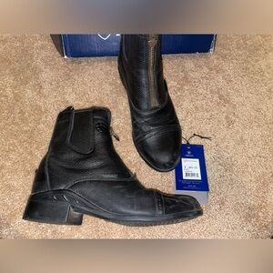 womens ariat black boots